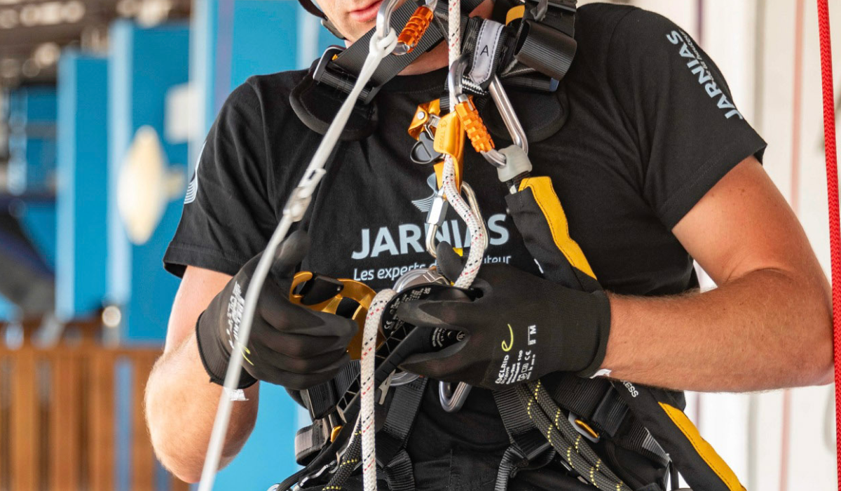 travaux-dacces-difficile-jarnias-leader-des-interventions-en-hauteur